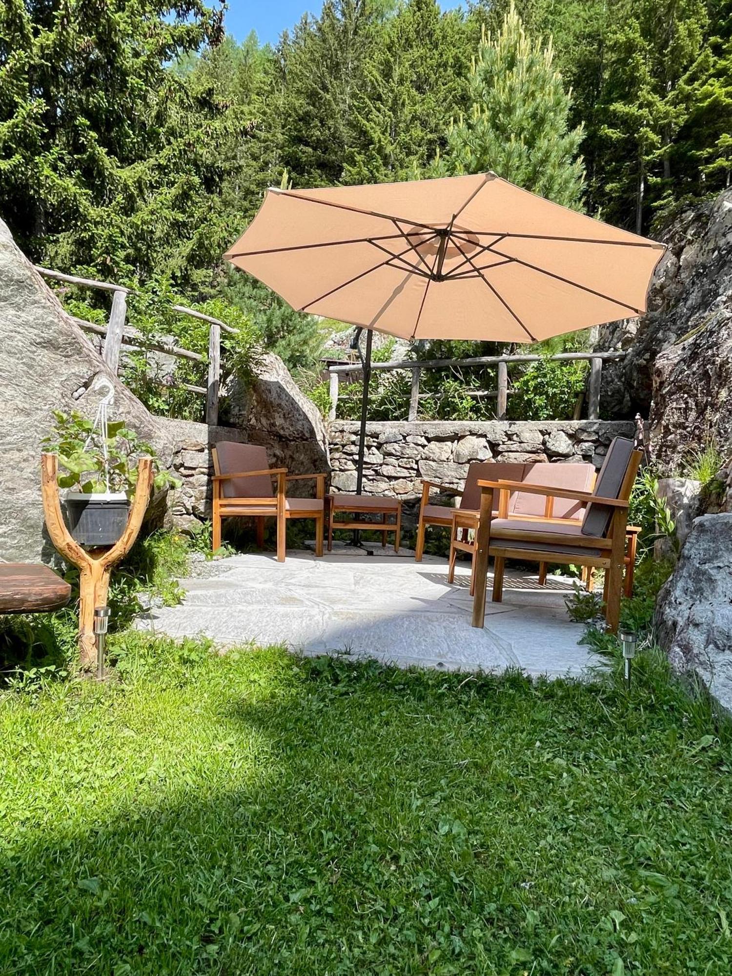 Gembro Hotel 3*