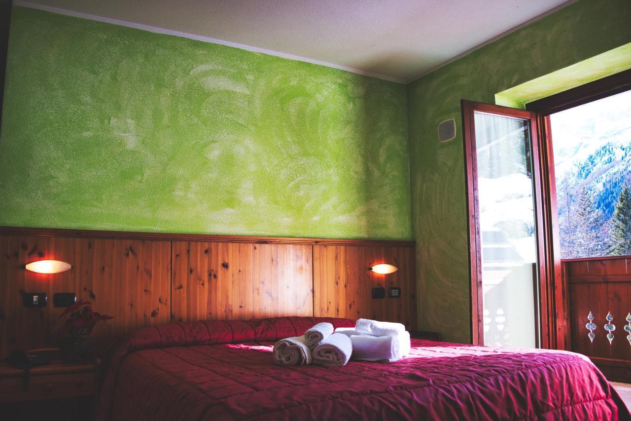 Gembro Hotel 3*